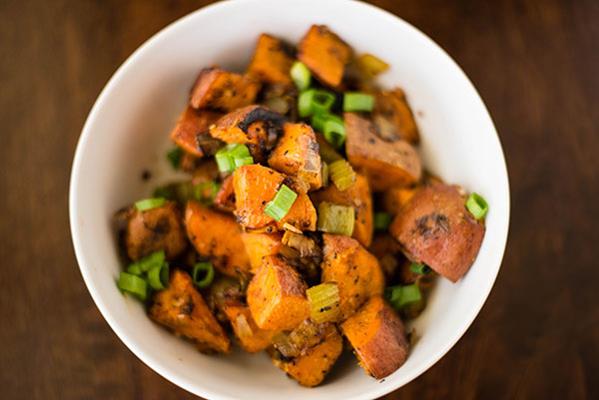 paleo recipes, paleo diet, Paleo Caramelized Potato Apple Hash