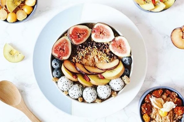 Superfood Smoothie Bowl, paleo recipes, paleo diet