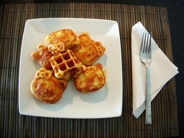 paleo diet, paleo sweet potato waffles, sweet potato waffles, paleo recipes