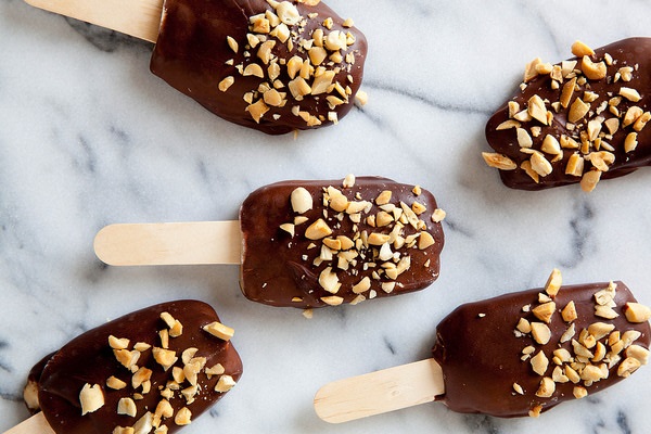 paleo diet, paleo recipes, Keto Chocolate Popsicles